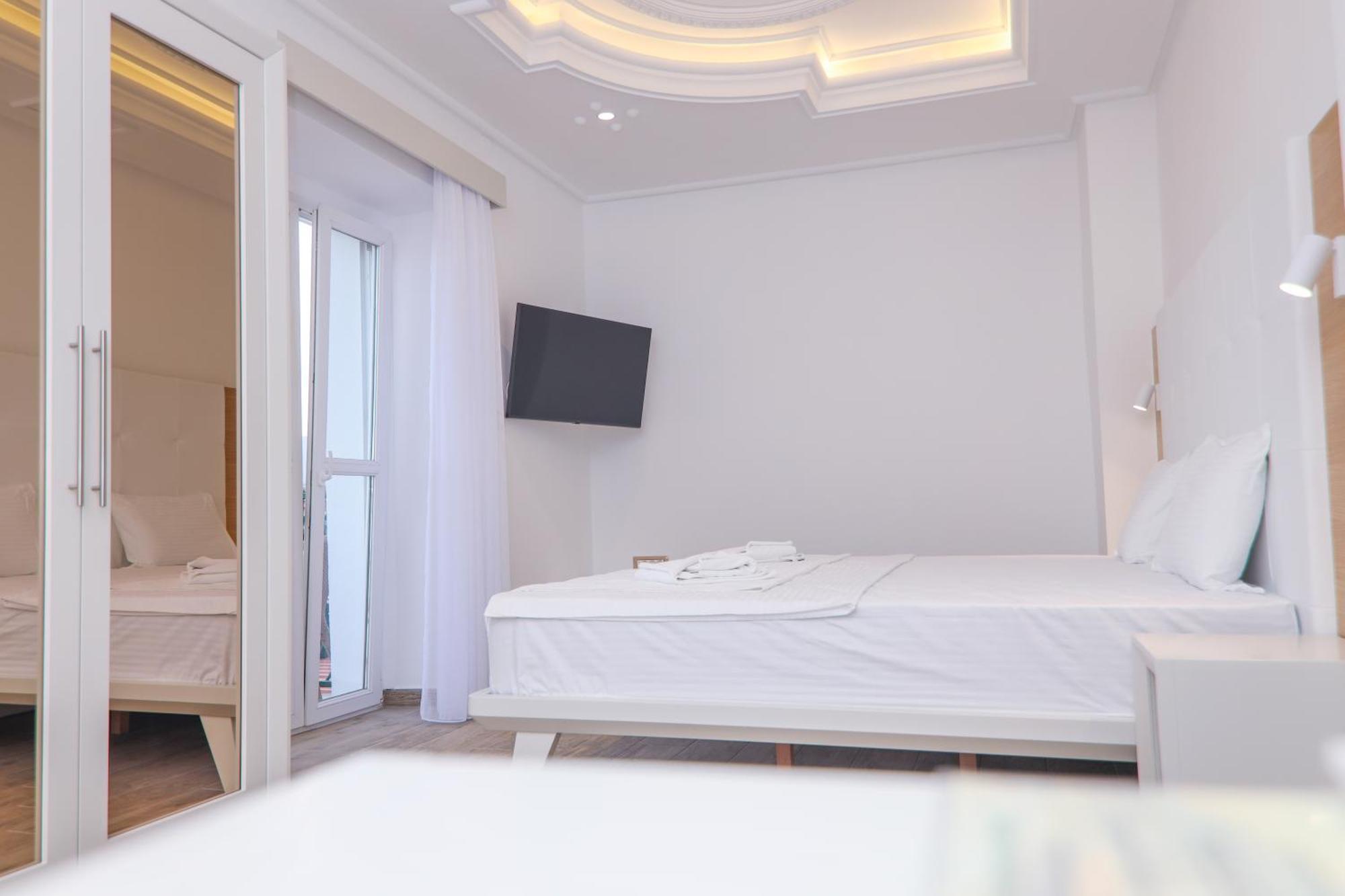 Hotel Rr Herceg Novi Exteriör bild